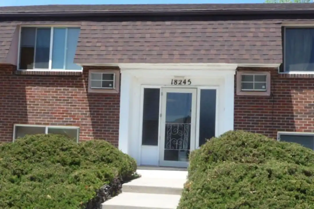 18245 W 3rd Pl unit 18245 W. 3rd Place Unit 3 - View 2
