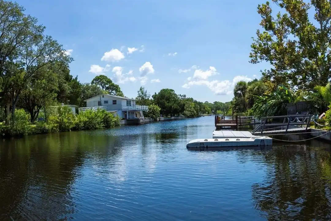 14820 Atlantic Ave - View 6