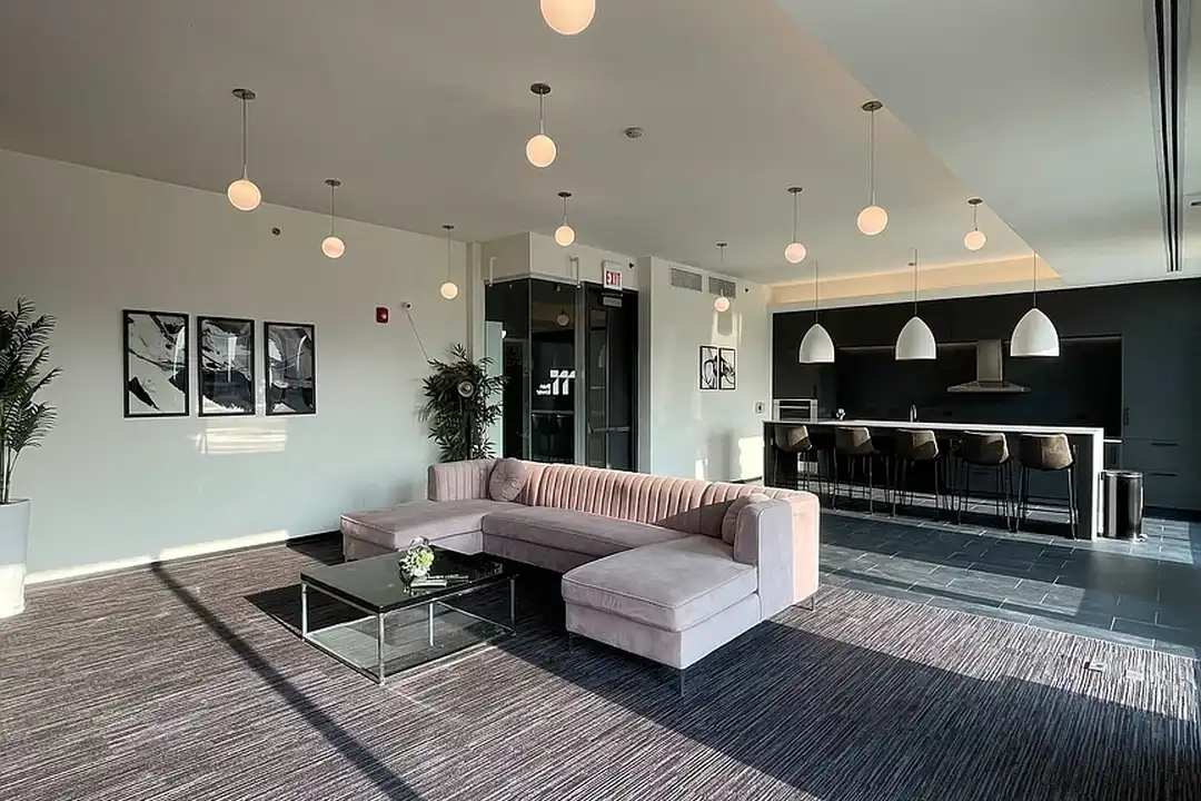 Apartment in North Chicago Township, Old Town, Near North Side - View 4