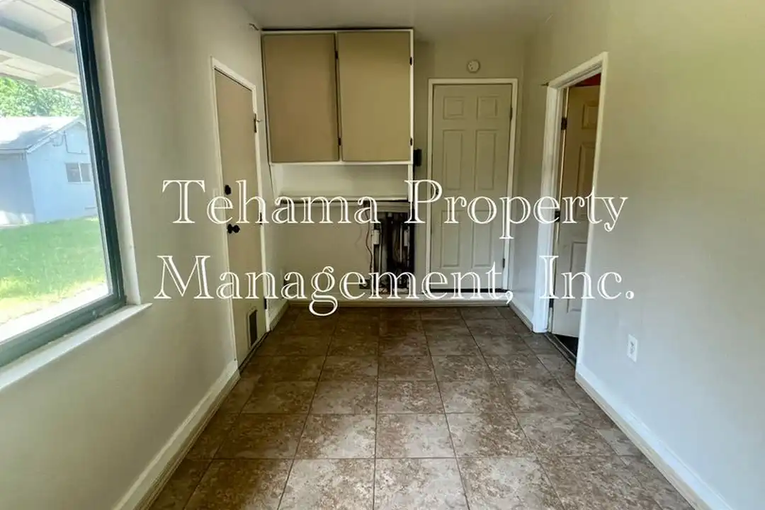 845 Lassen Ave - View 6