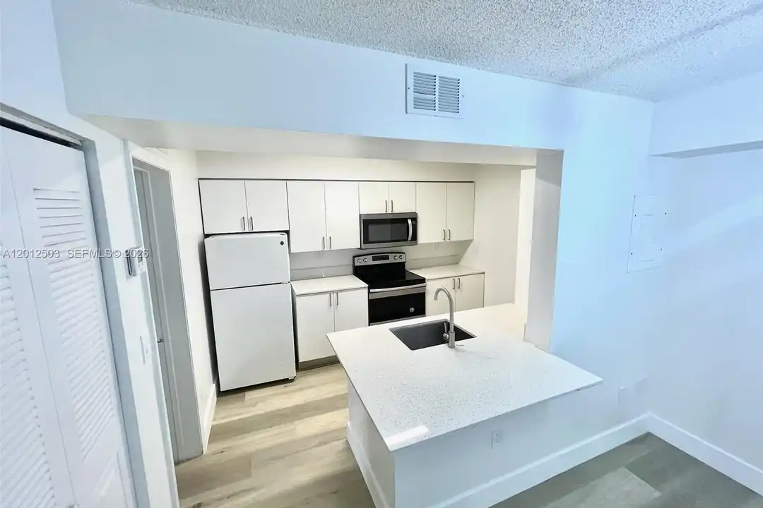15201 SW 80th St #205 - View 4