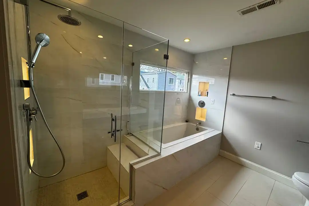 513 Whittier St NW - View 6