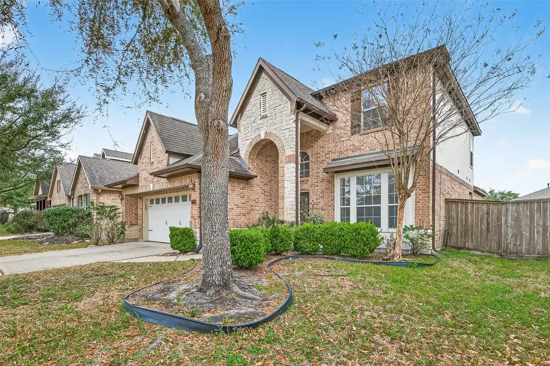 24526 Avellino Ct - View 3