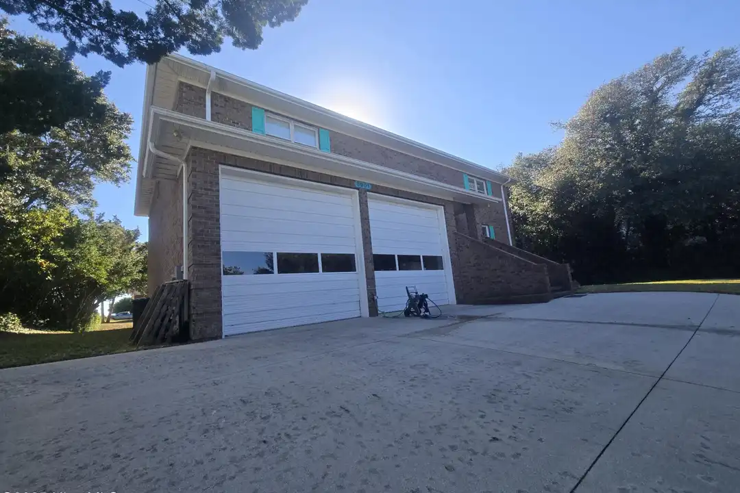 5901 McLean St - View 2