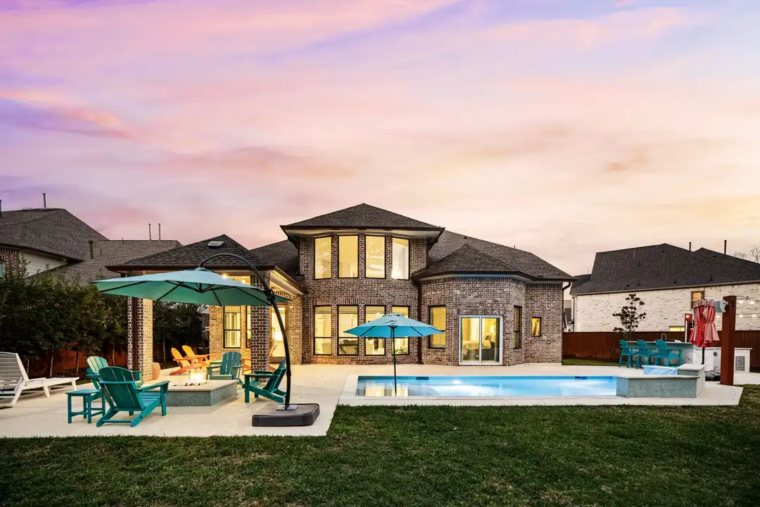 141 Bronze Bow Dr - View 2