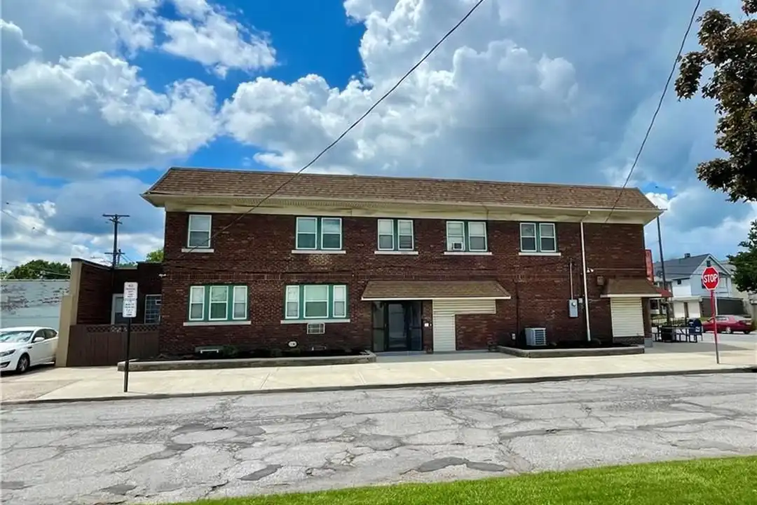 13501 Lakewood Heights Blvd unit 3 – photo 1