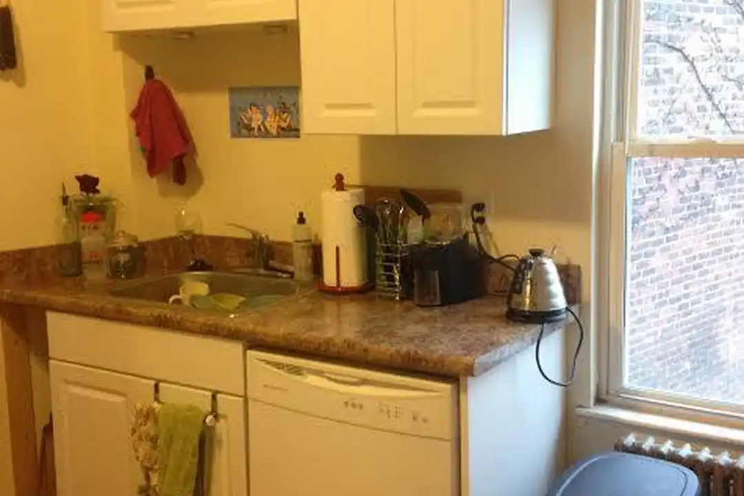 384 Washington St unit 2A – pohled 2