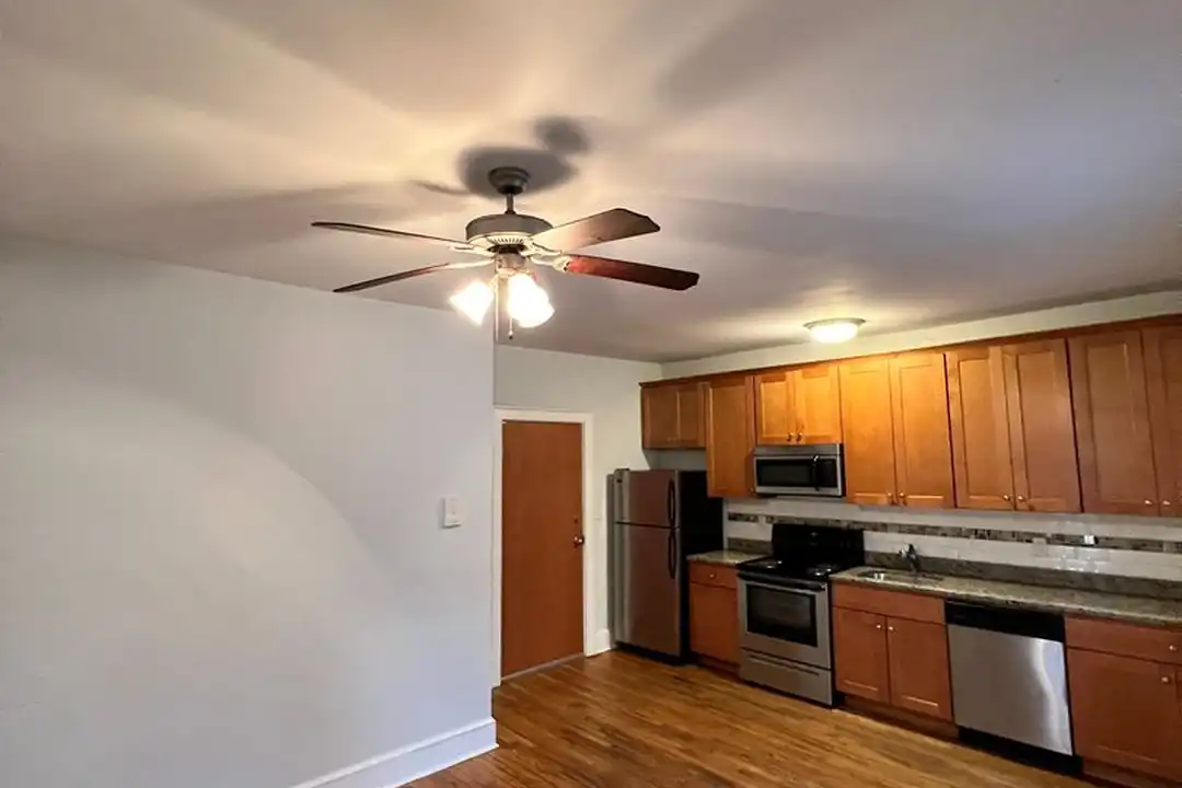1107 W Grace St unit Apt. 3 - View 2