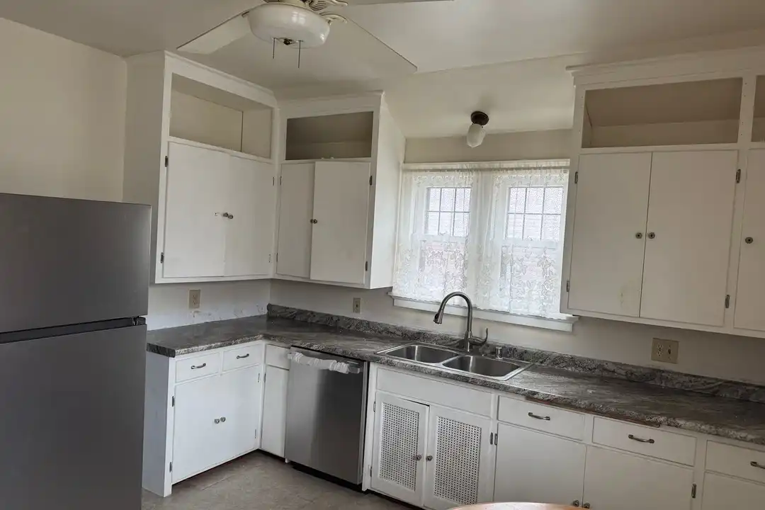 3937-3939 N 40th St unit 3939-Upper