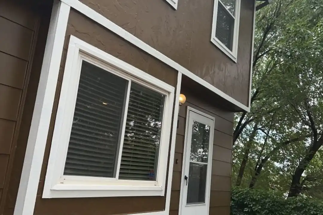 2111 Boston Terrace - View 2