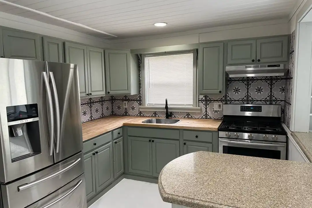 1329 NW Antoch Ave - View 3