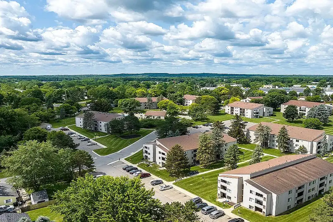 Pine Hill Apartments – photo 1 of 25