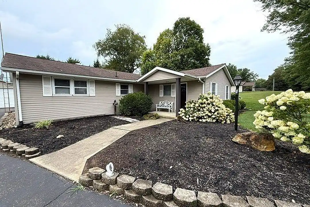 5965 South Dr – photo 1 of 15