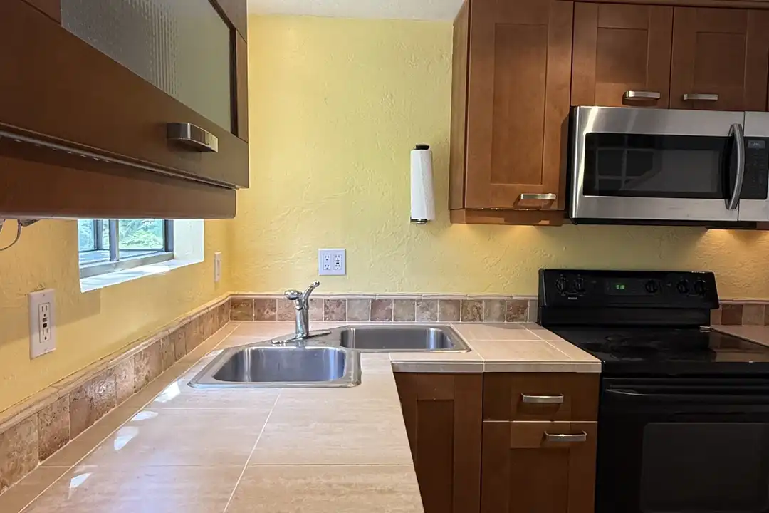 495 Chestnut St unit 16 - View 6