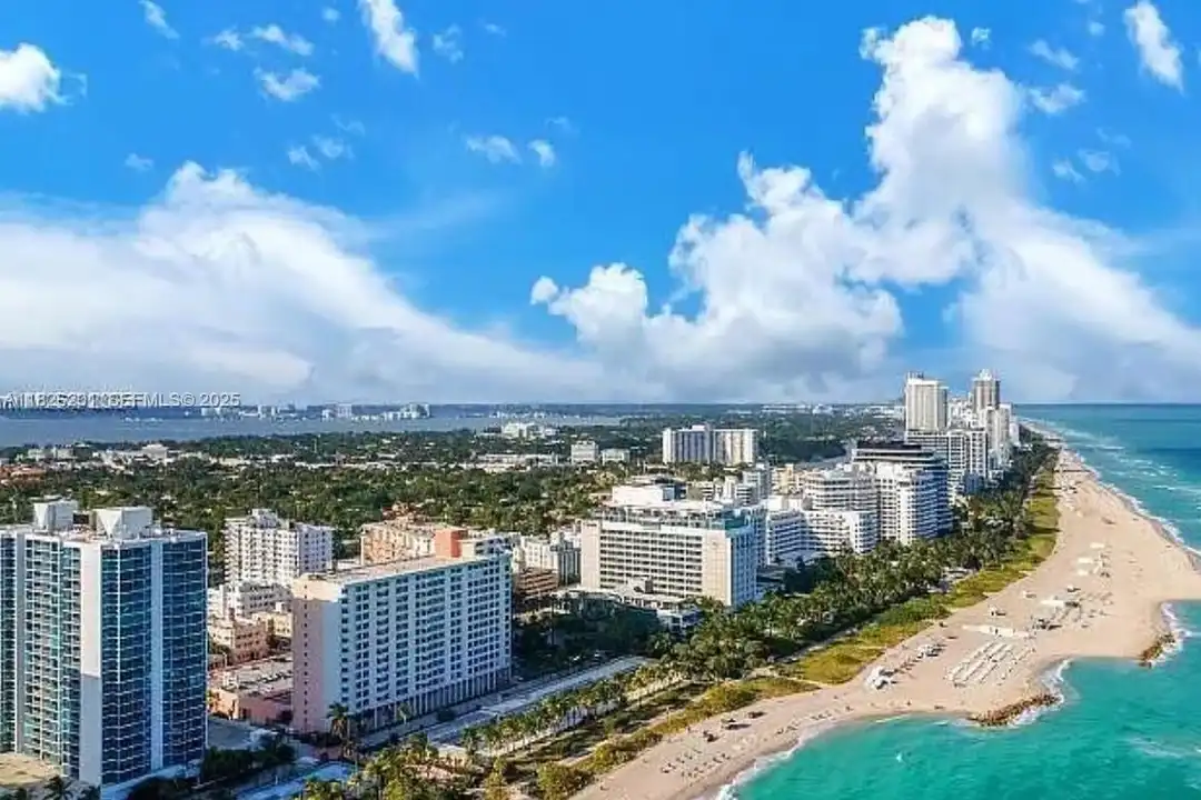 2899 Collins Ave unit #908 - View 3
