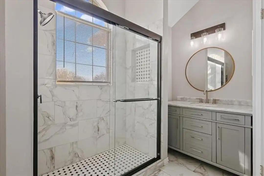 8436 Cloverglen Ln - View 6