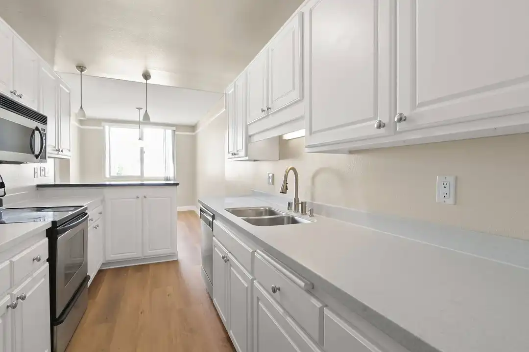 950 4th Street - View 6