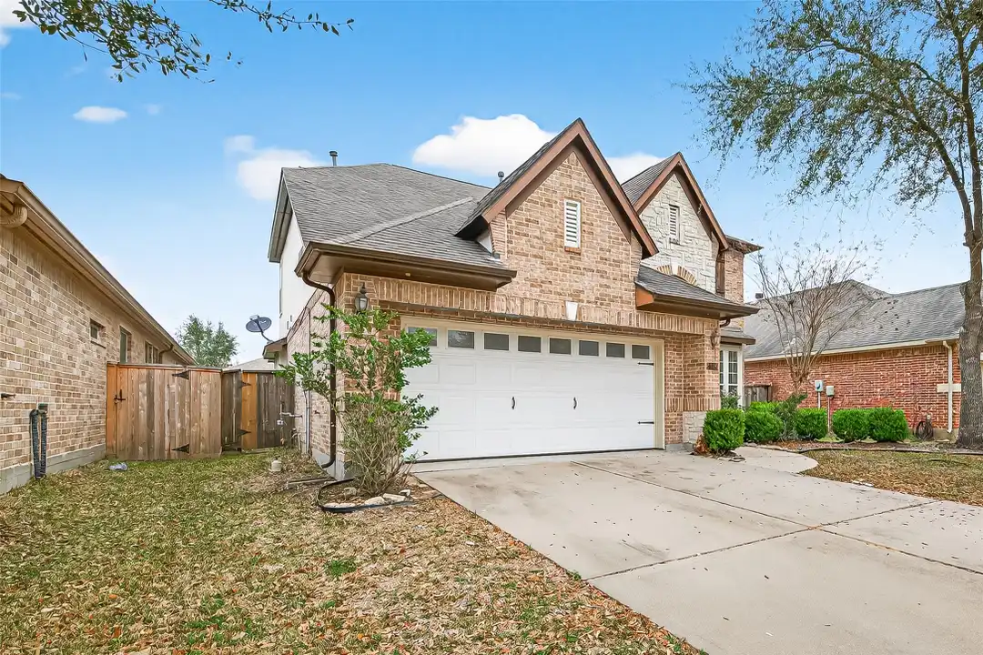 24526 Avellino Ct - View 2