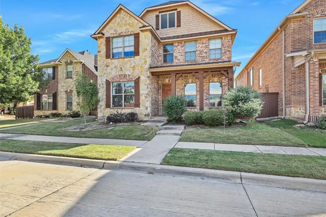 1460 Bristol Ln - View 2