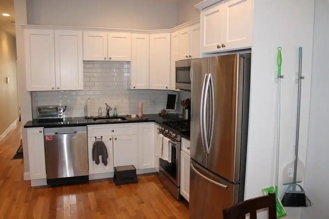 108 Marine Rd unit 1 - View 3