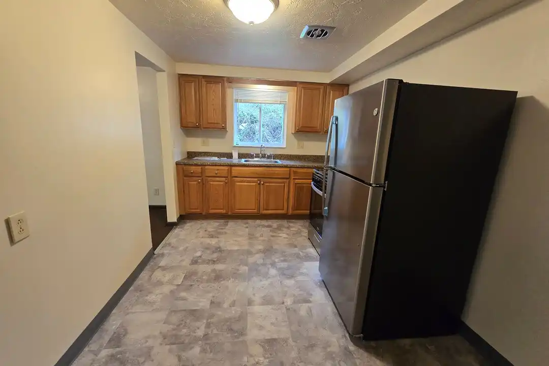 261 Universal Rd unit 261UNIV - More