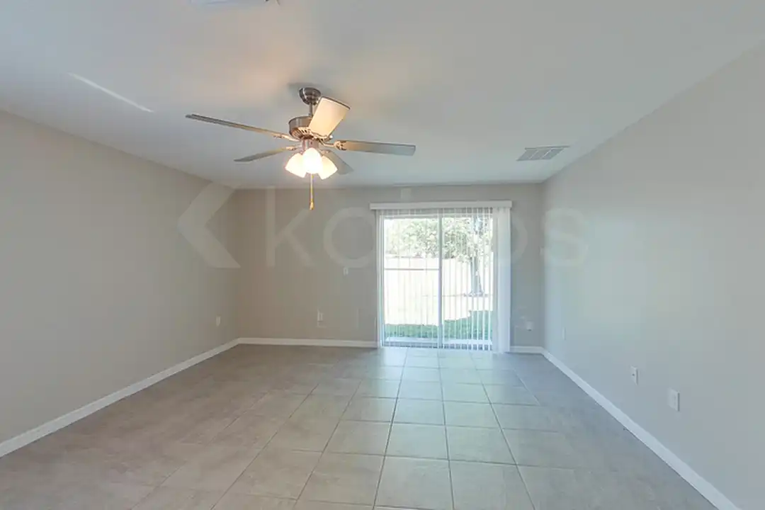 8473 Indian Laurel Ln - View 2