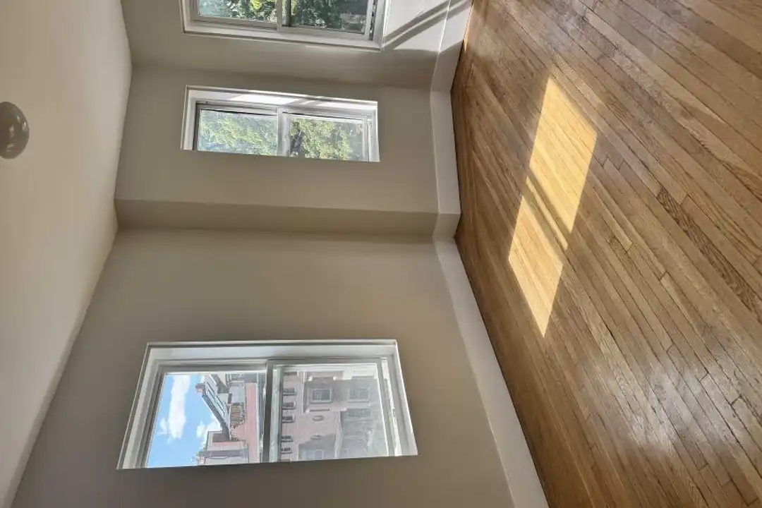 41 Hemenway St - More