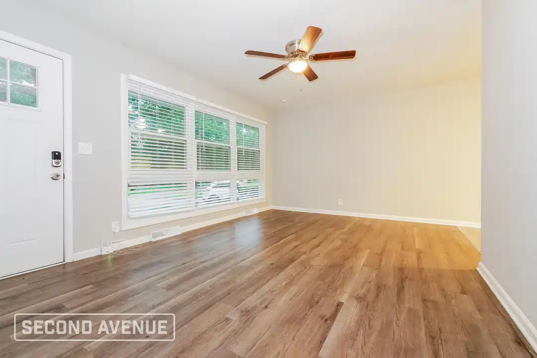 401 Lacy Ln - View 4
