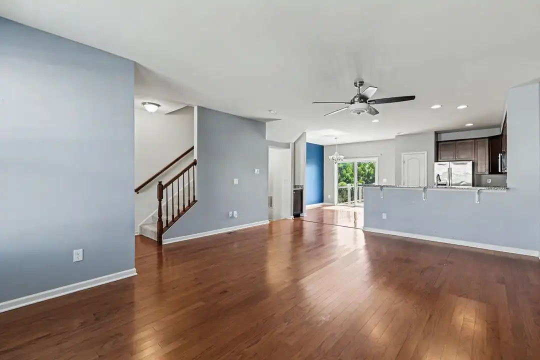 1428 Hudgins Farm Cir - More