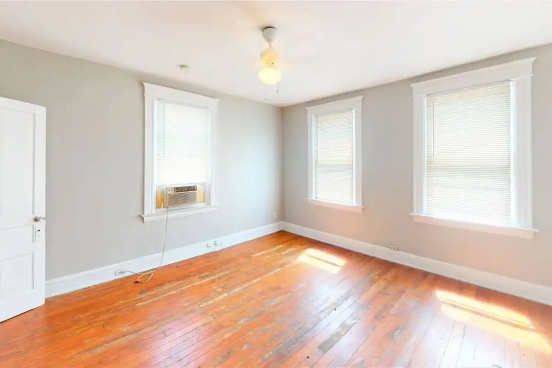 426 Ada St - View 5