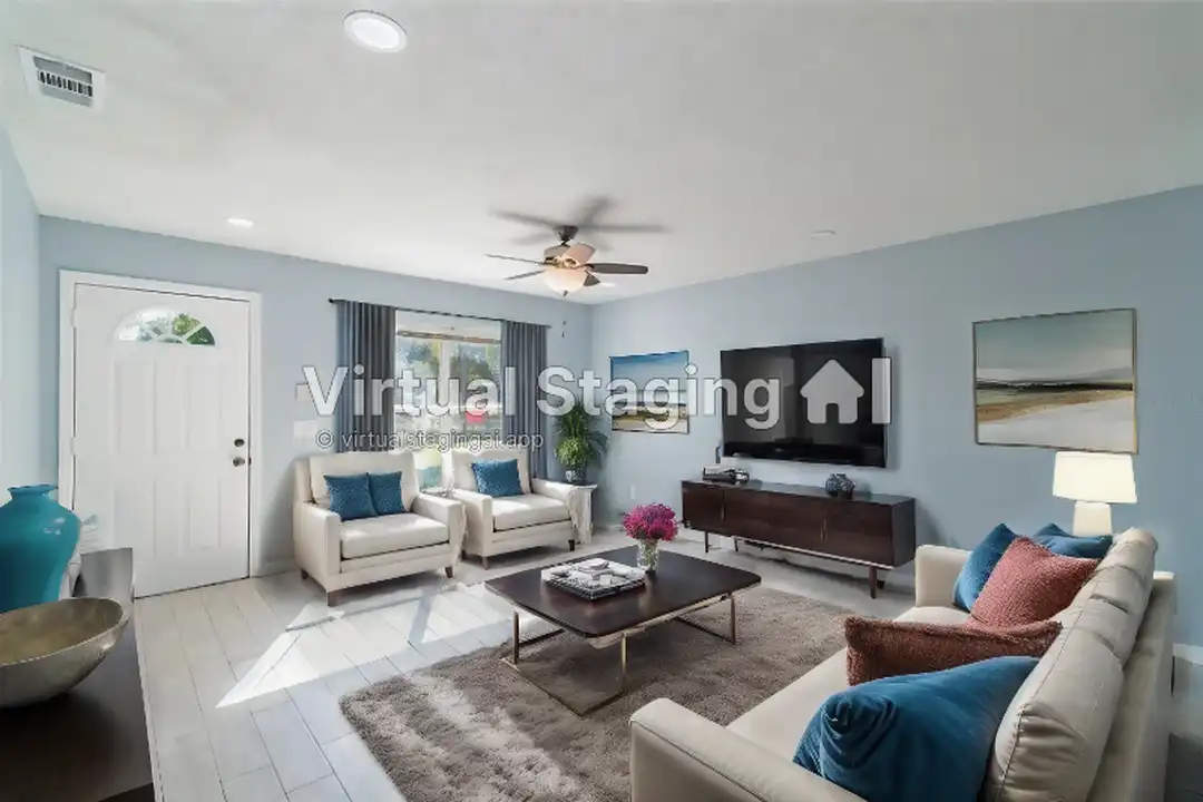 2002 N St Vincent St – pohled 4