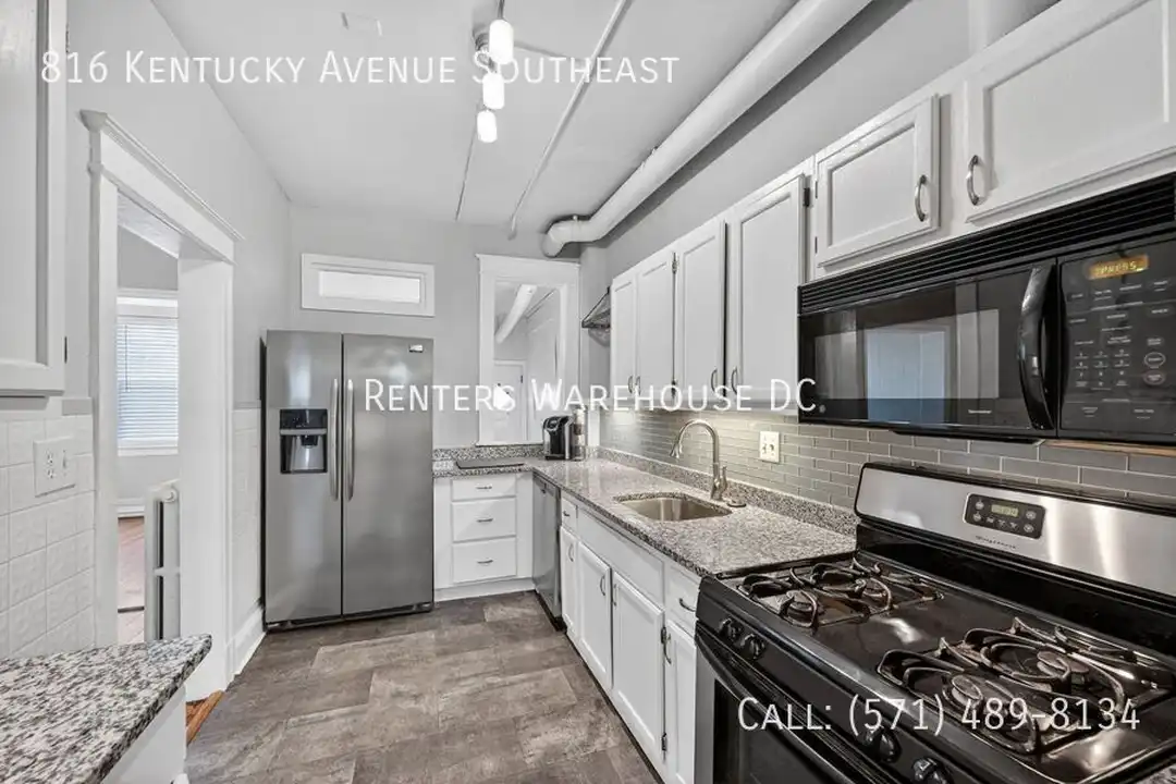 816 Kentucky Ave SE - More