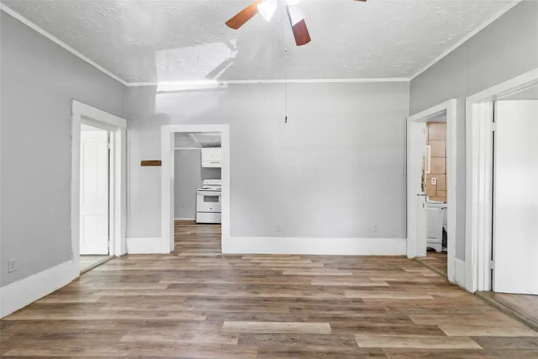 8 Jackson Rd - View 3