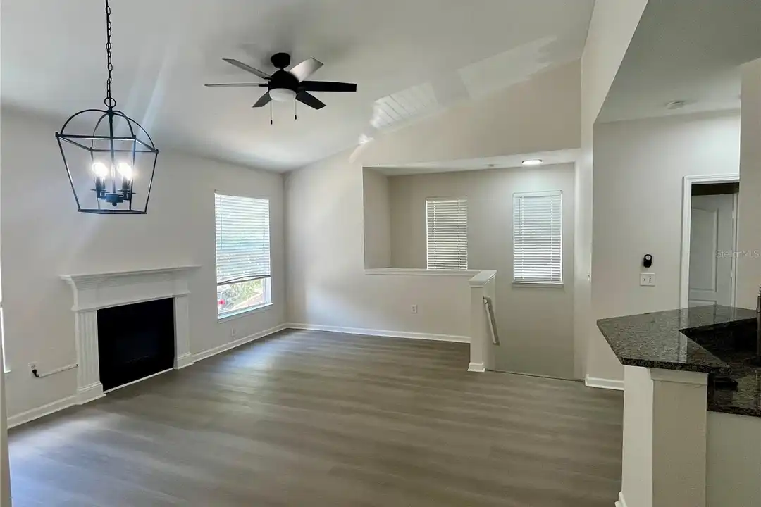18105 Villa Creek Dr – pohled 3