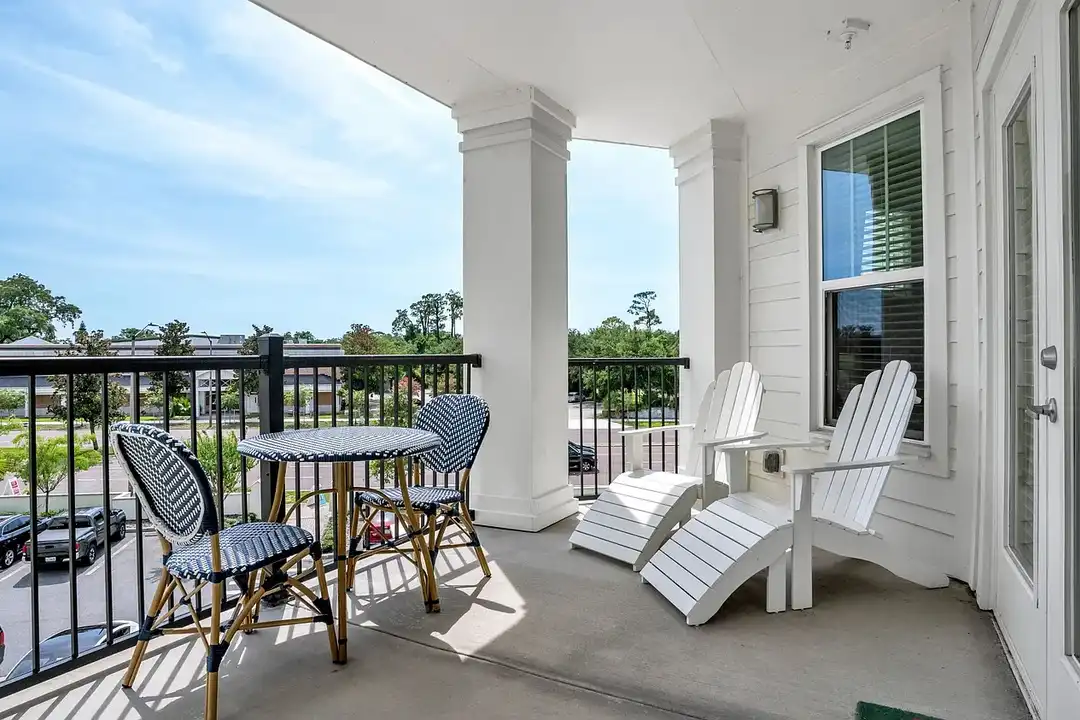 400 North - View 5