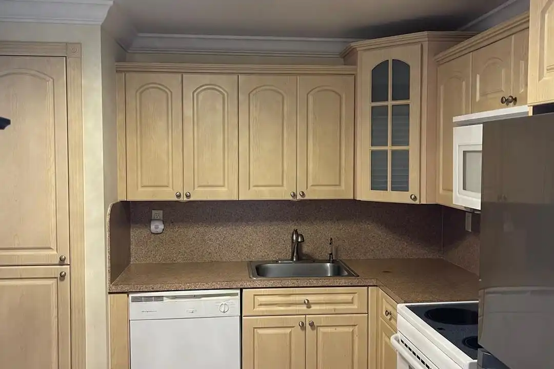 7300 Wayne Ave unit 415 - More