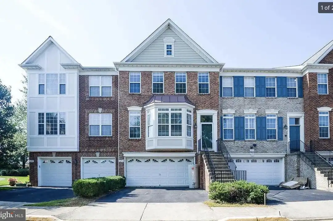 6251 Clara Edward Terrace – photo 1