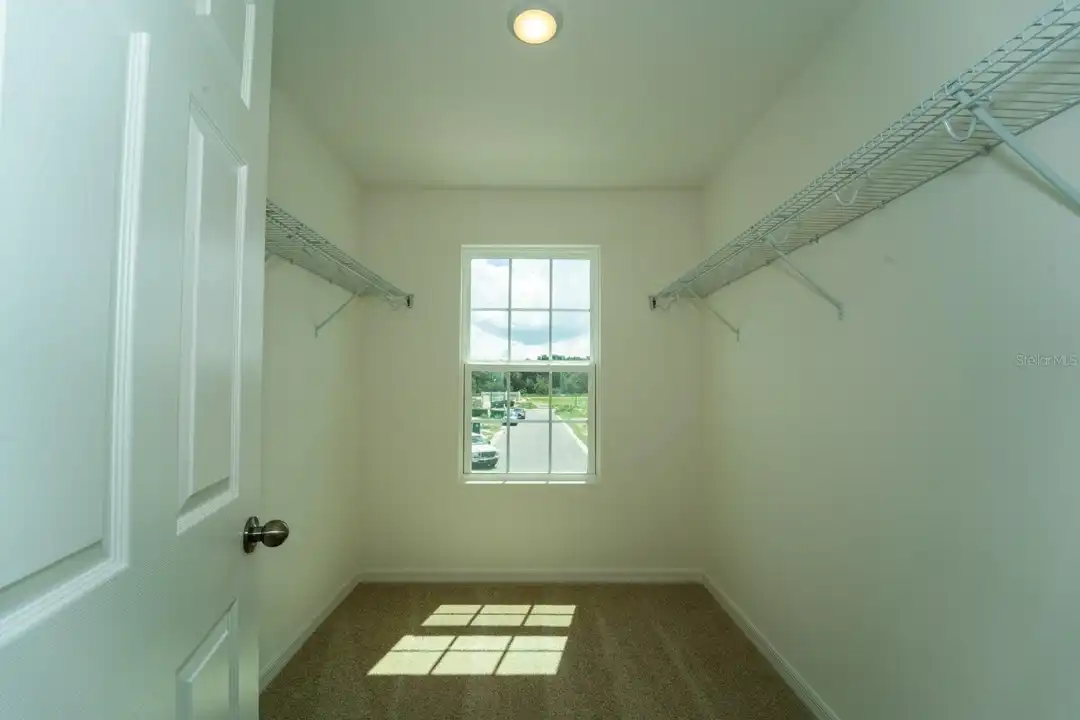 House in Davenport - View 5
