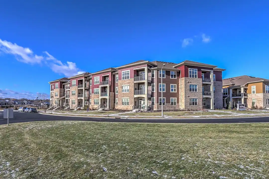 The Landing on East Hill Parkway - View 5