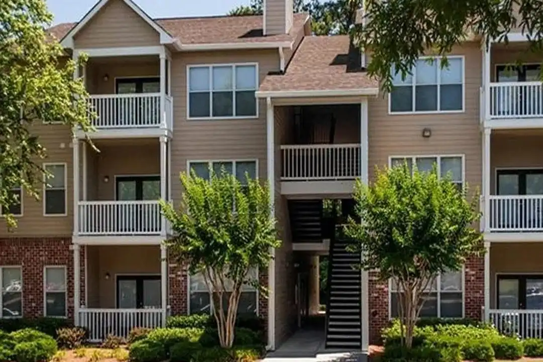 Manchester Place Apartments – photo 1 of 30