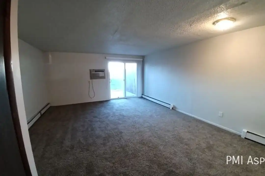 3494 Butternut Dr - View 2