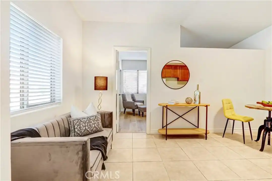 1706 Sessums Dr unit 3 – photo 1 of 11