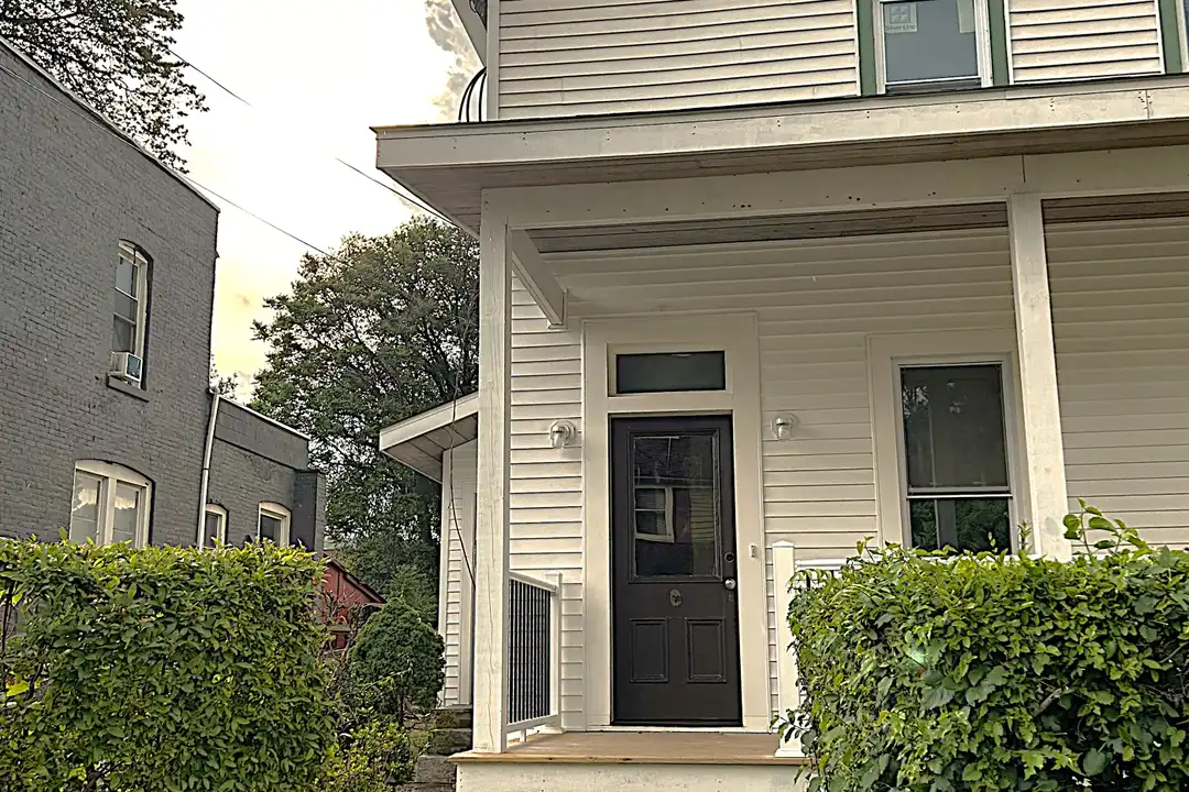 11 Hermance St unit 1 – photo 1 of 12
