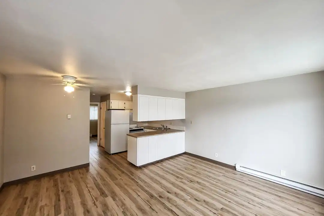 2855 Front St NE unit 2A - View 5