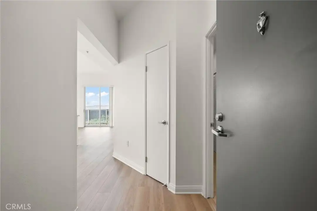 488 E Ocean Blvd #717 - View 6