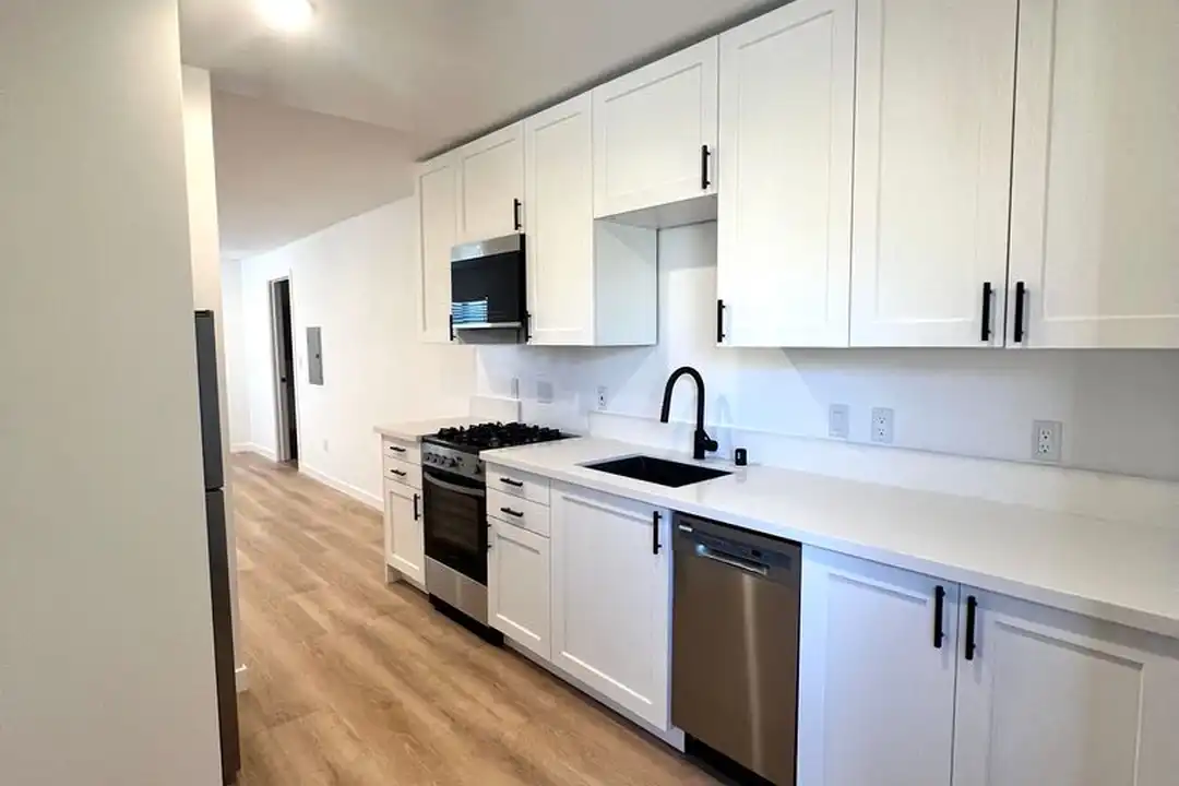 510 E 97th St unit 19 - View 5