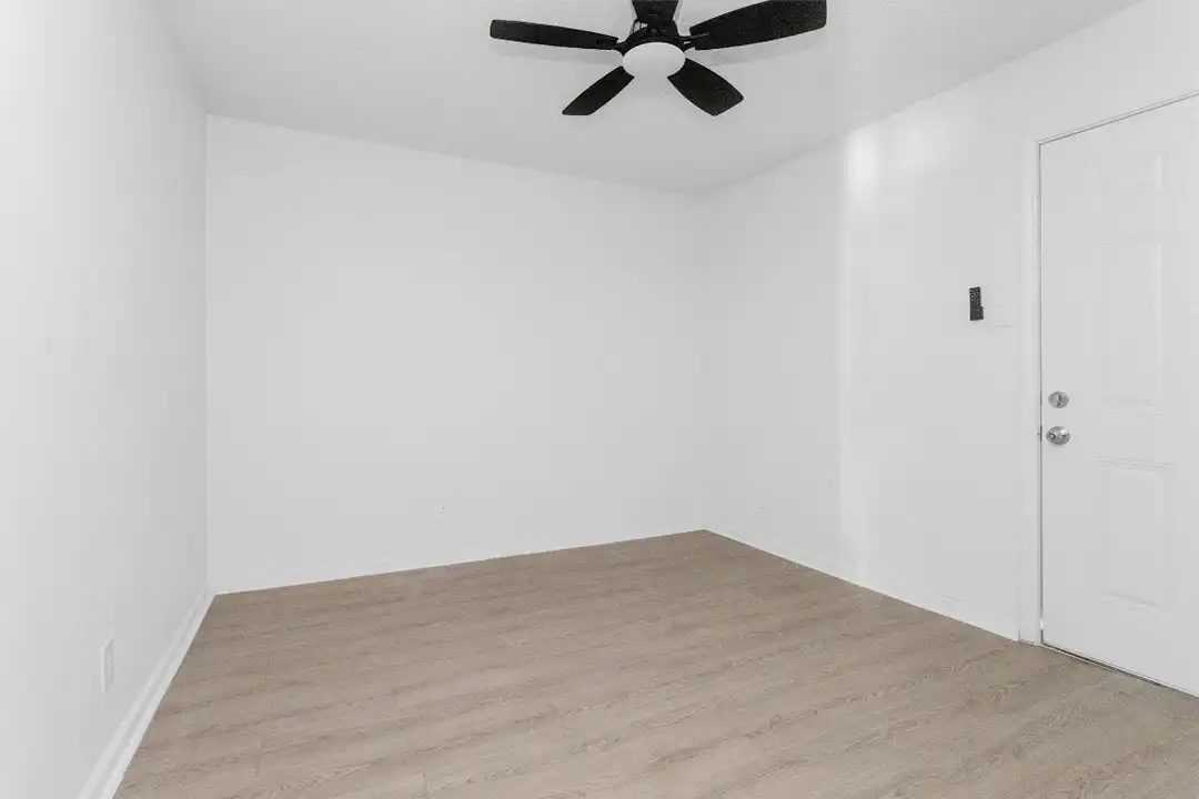 Apartment in Houston, Harris - View 4