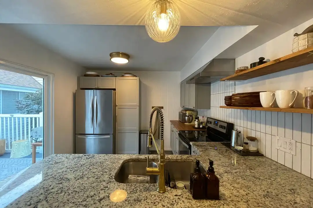 2479 S Xanadu Way - More