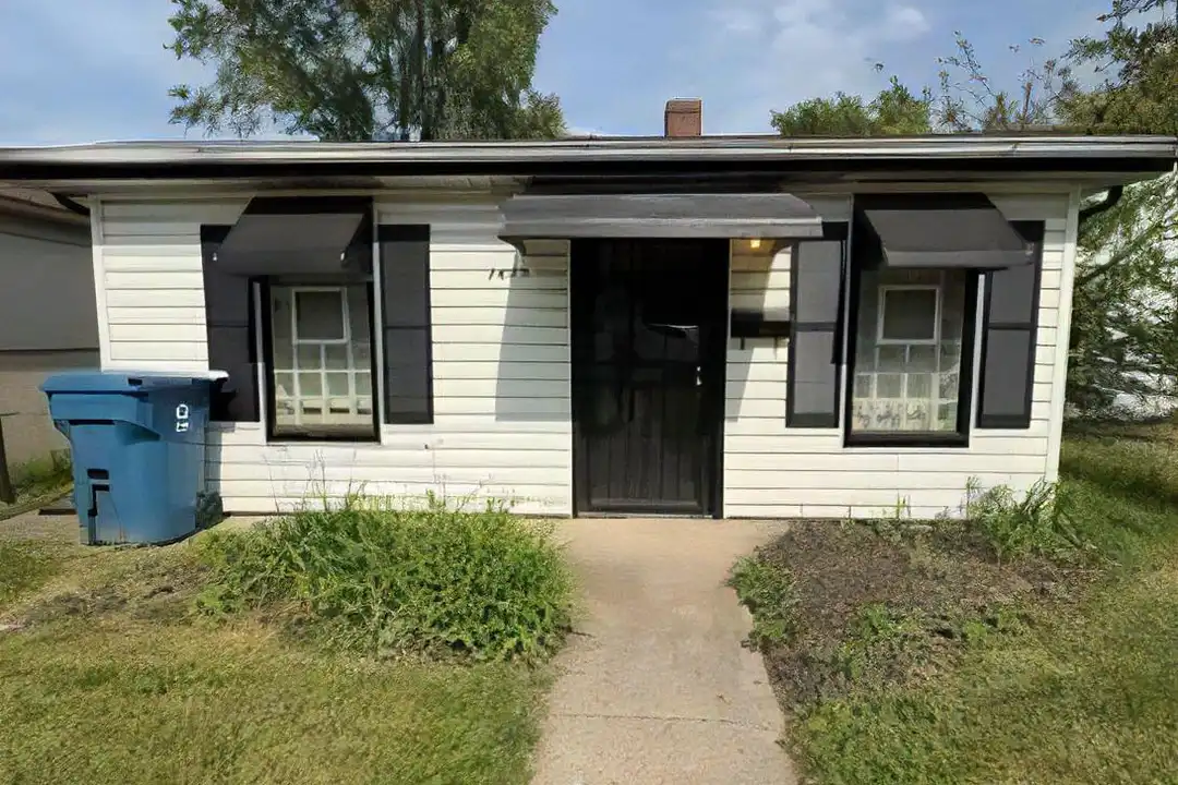2425 Prospect St – photo 1