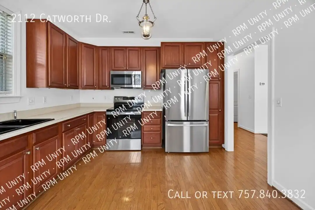 2112 Catworth Dr - View 2